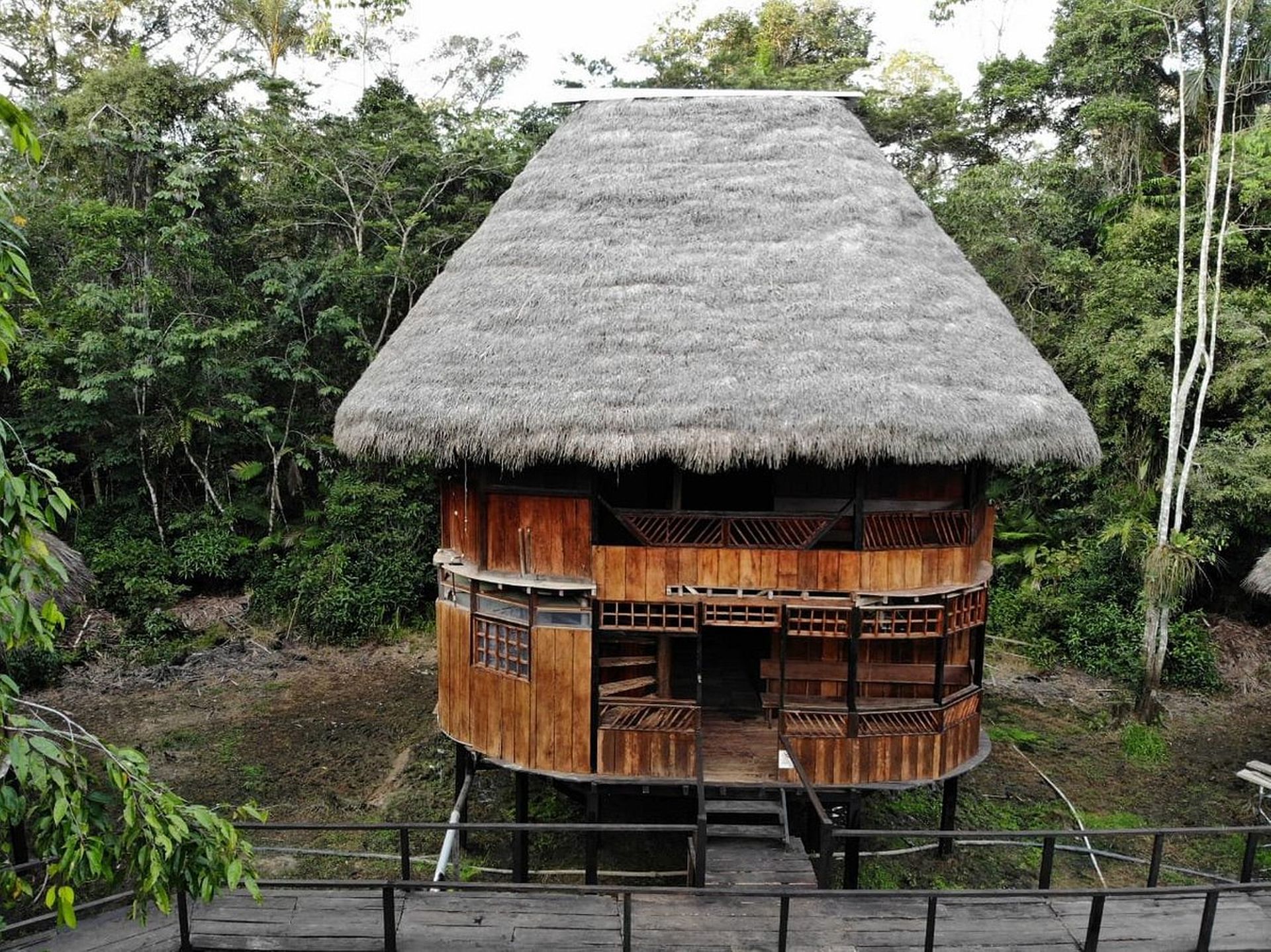 CABINS WITH PRIVATE BED