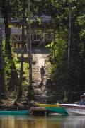 amazon_dolphin_lodge_exterior_1.jpg